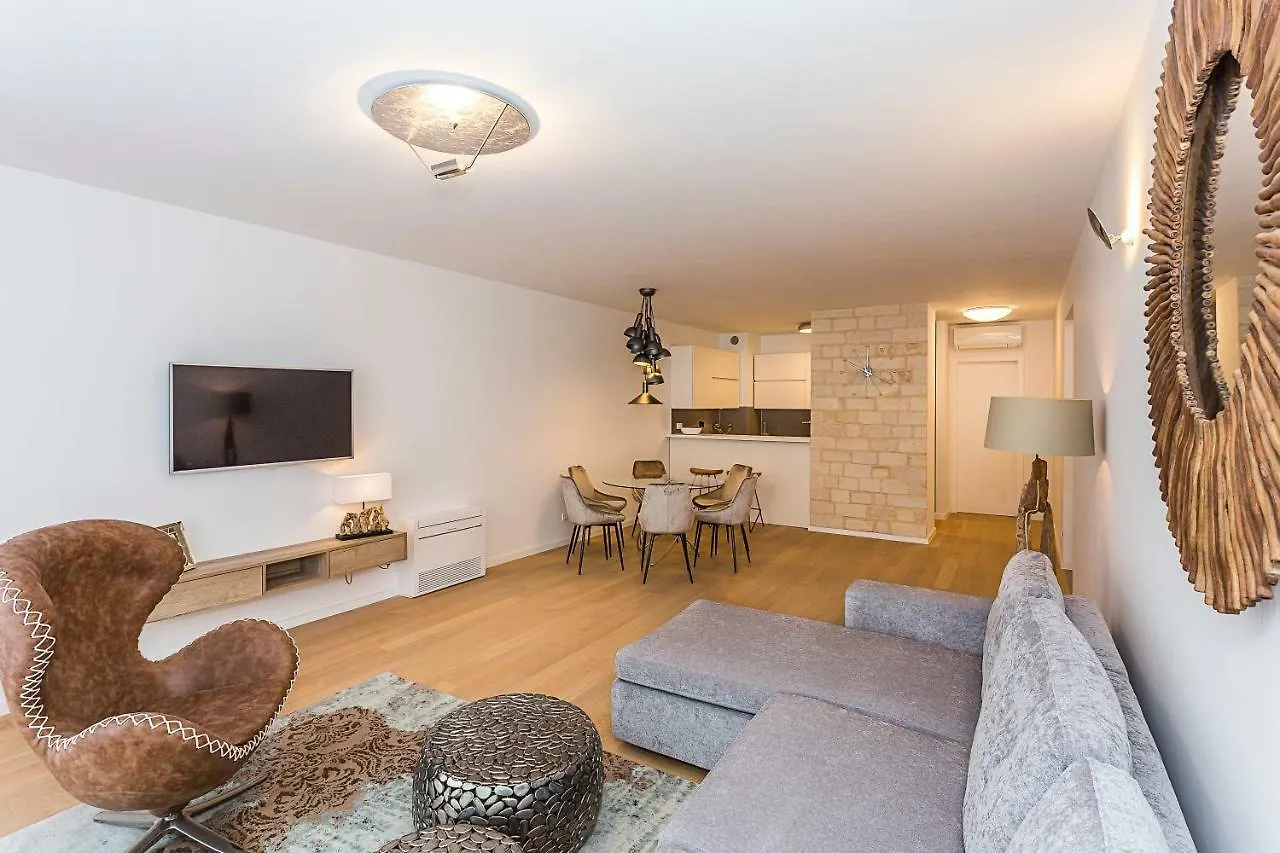 Perla Apartmani Split 0*,  Croatia