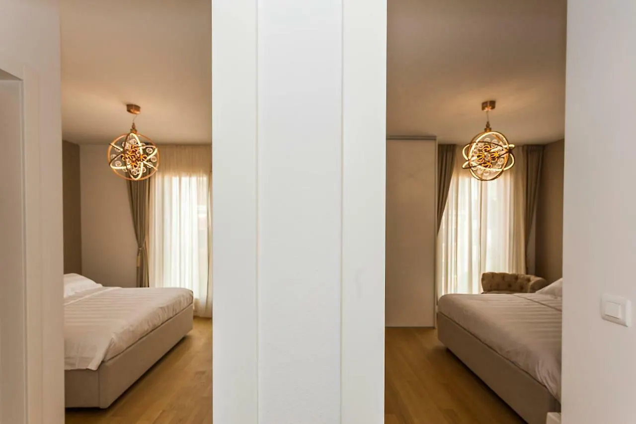 Perla Apartmani Split 0*,  Croatia