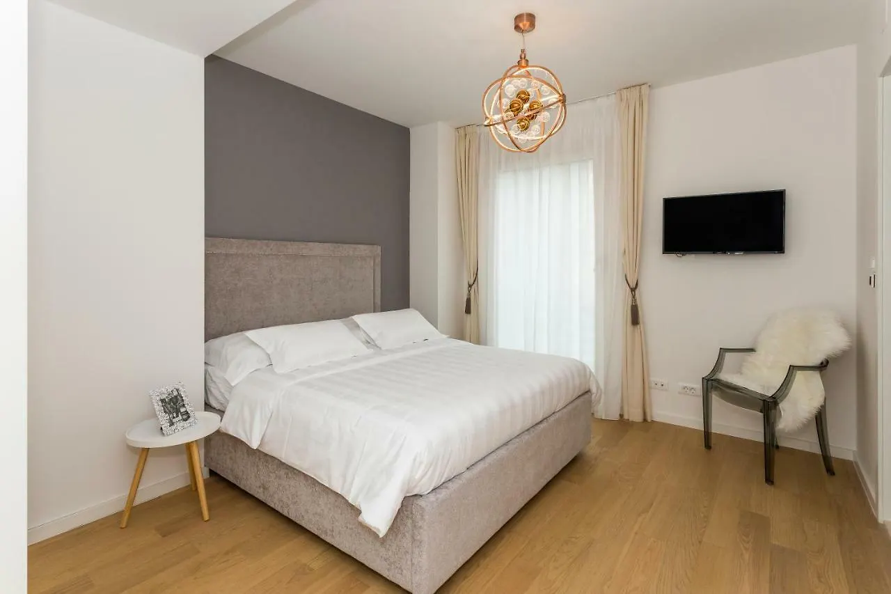 Perla Apartmani Split 0*,  Croatia
